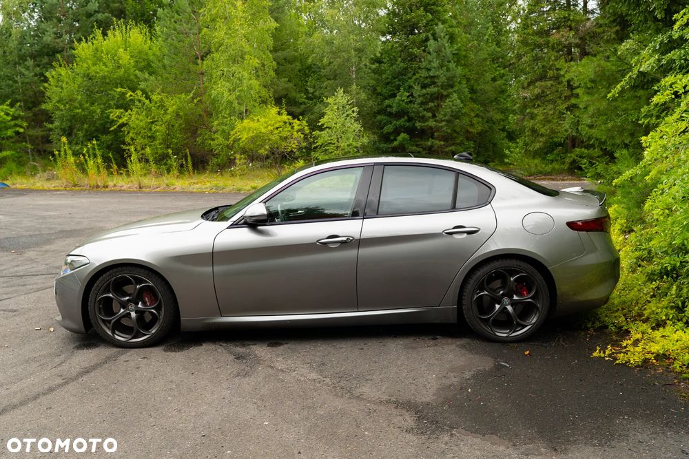 Alfa Romeo Giulia - 4
