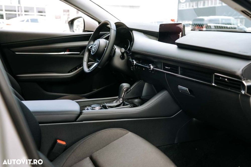 Mazda 3 - 32
