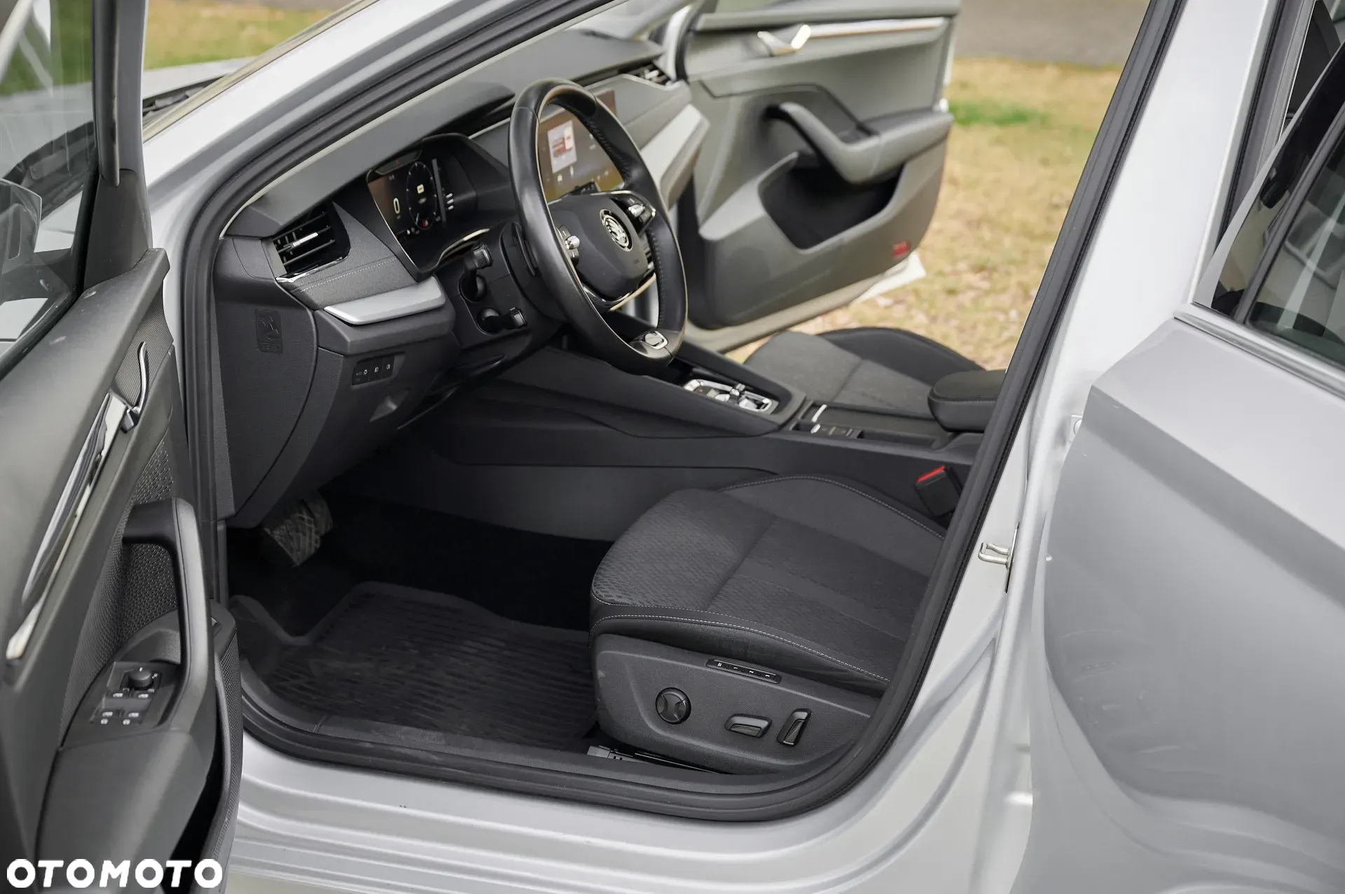 Skoda Octavia 2.0 TDI Ambition DSG - 4