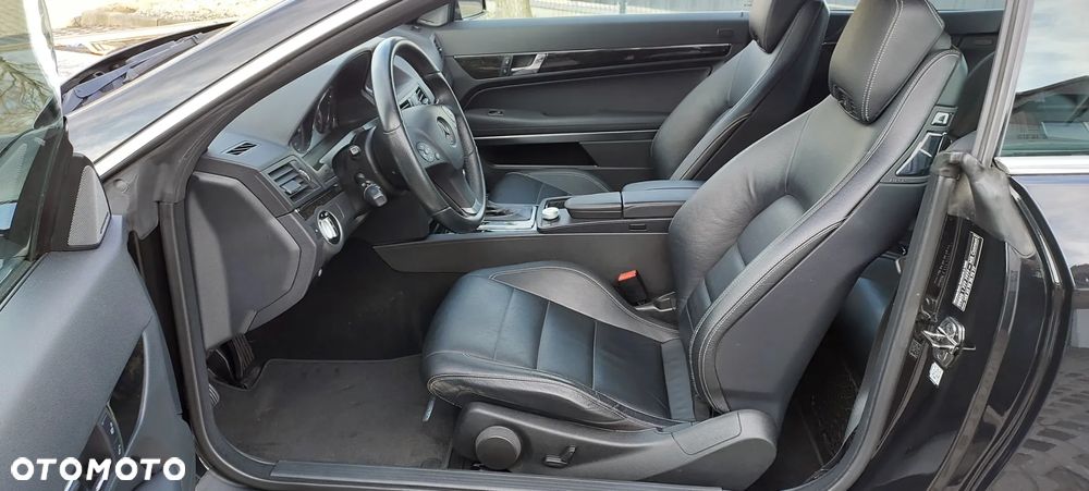 Mercedes-Benz Klasa E - 33