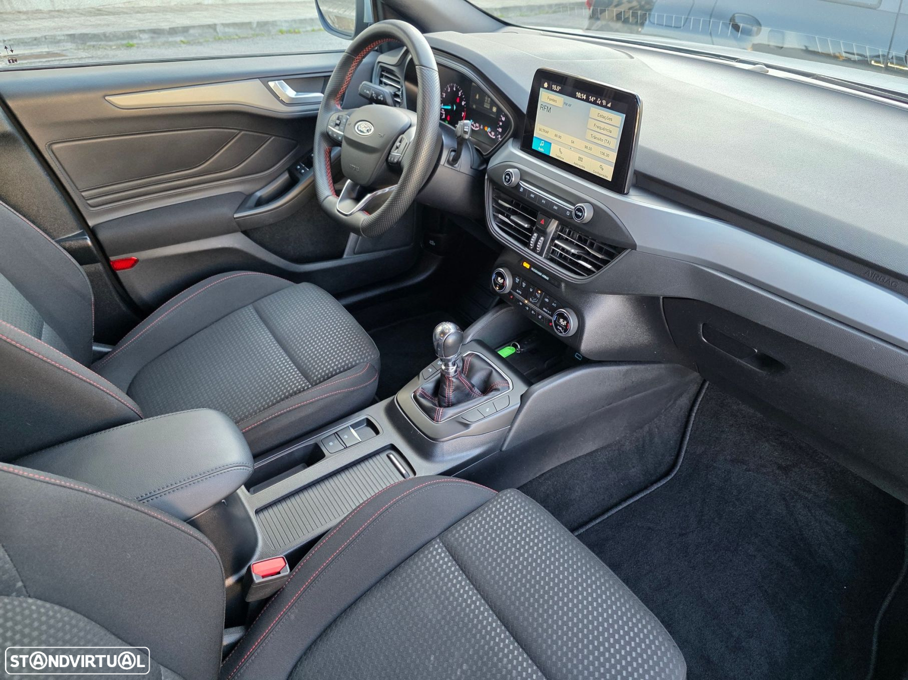 Ford Focus SW 1.0 EcoBoost MHEV ST-Line - 15
