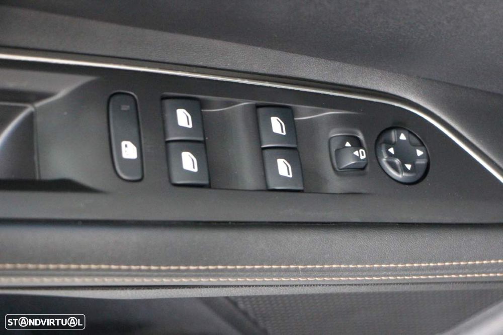 Peugeot 3008 1.5 BlueHDi GT Line - 21