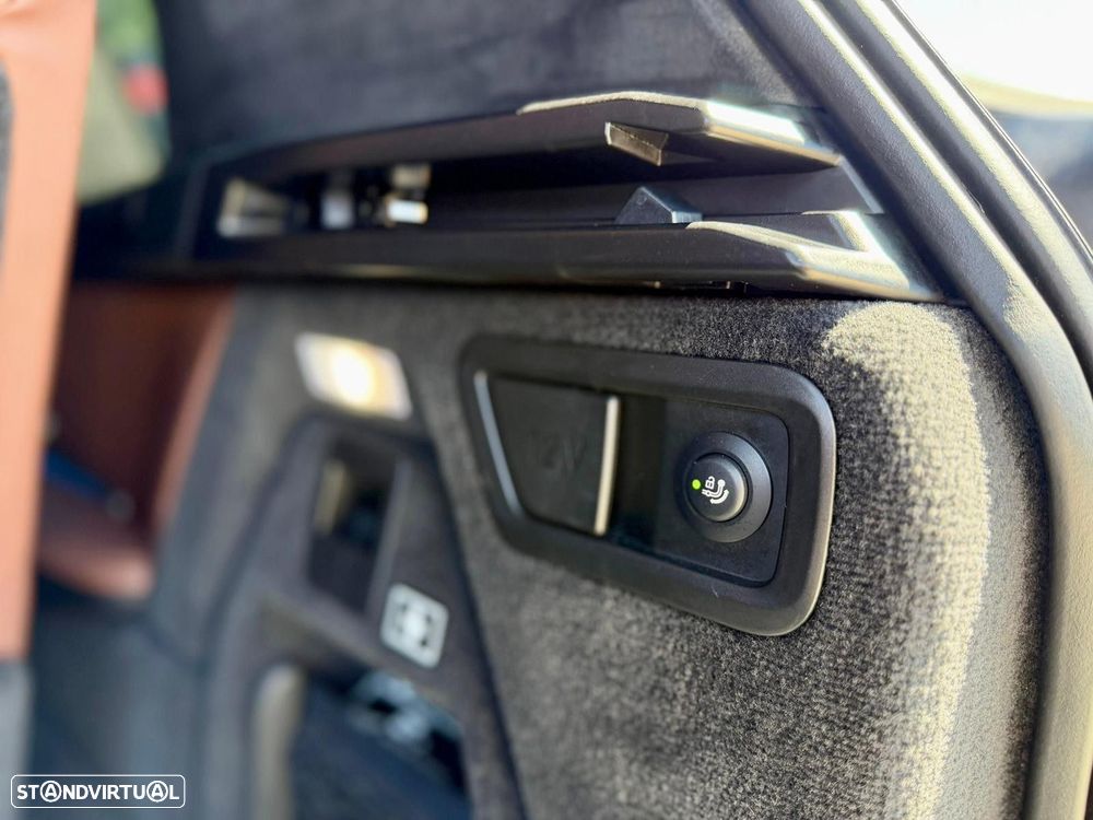 BMW X7 40 i xDrive Pack M Desportivo Pro - 45