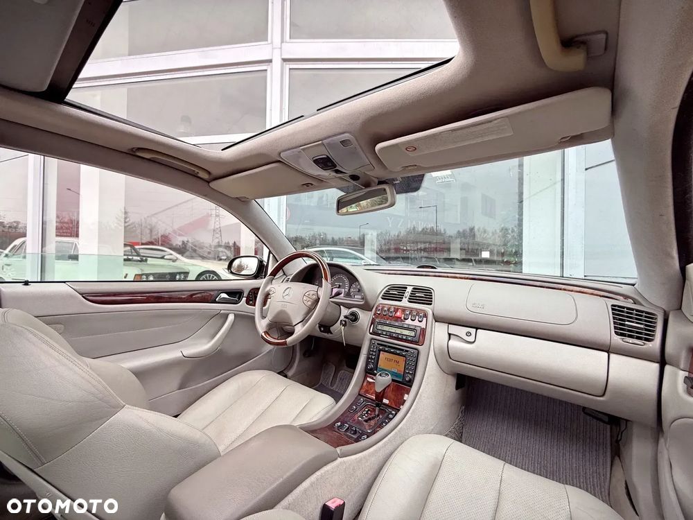 Mercedes-Benz CLK - 2