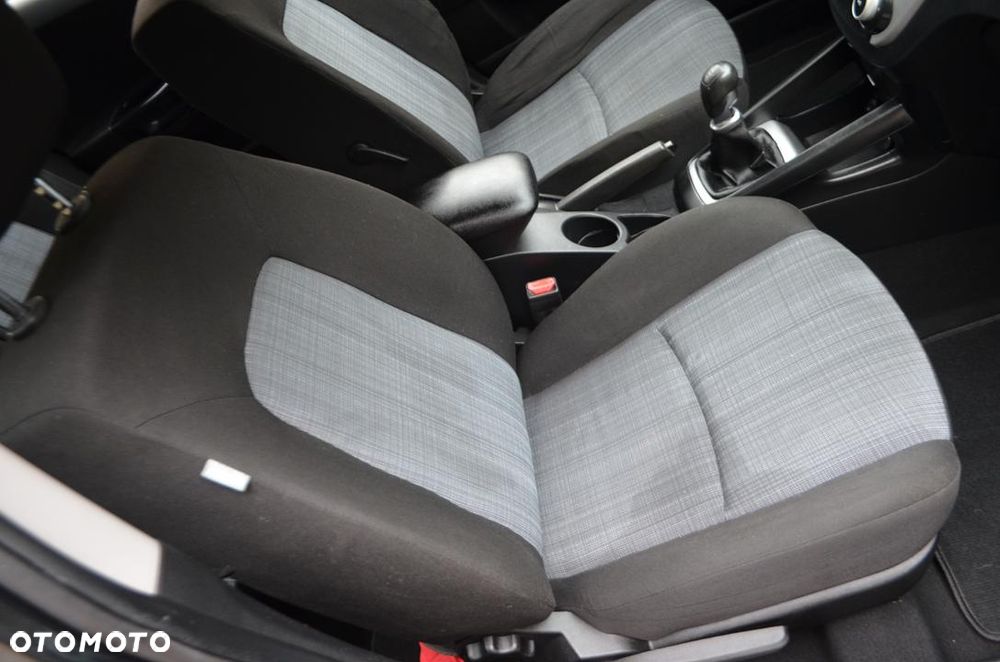 Kia Ceed 1.6 Comfort - 25