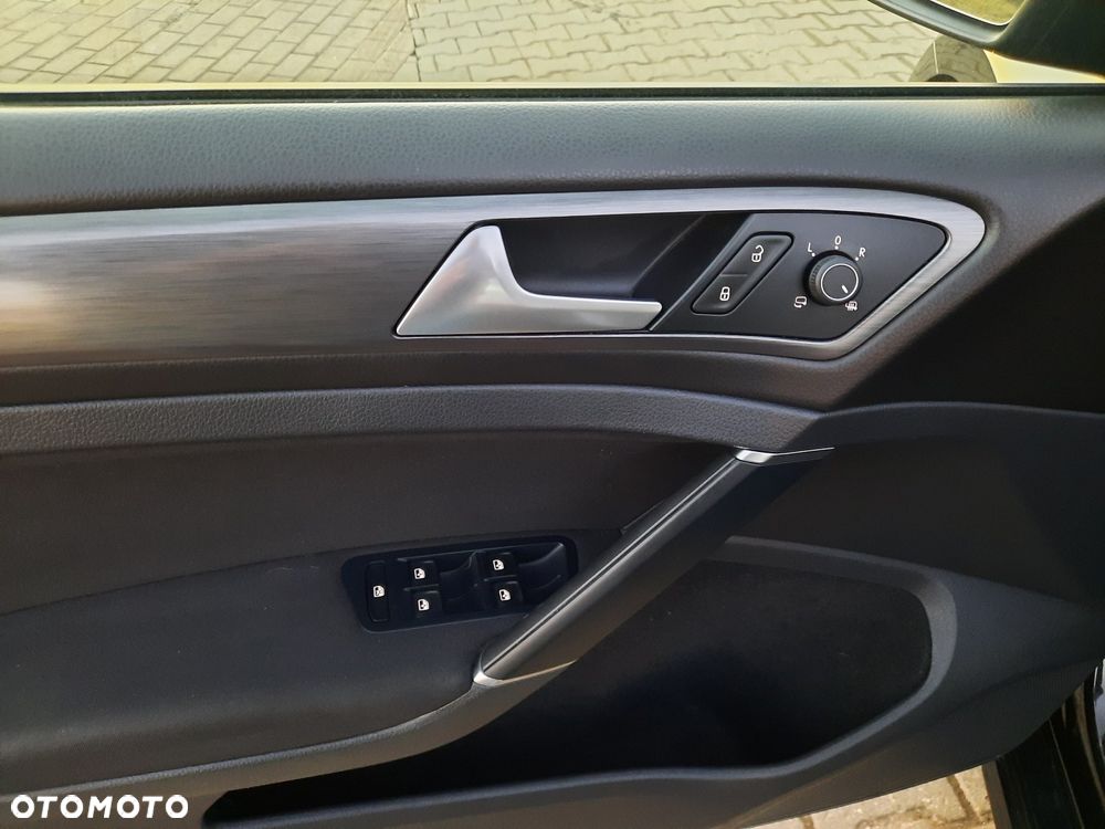 Volkswagen Golf 1.4 TSI (BlueMotion Technology) DSG Highline - 14