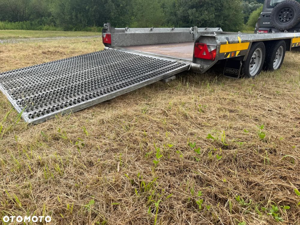 Inny Przyczepa Dwuosiowa Ciężarowa-LAWETA Do Koparek Maszyn Budowlanych. HULCO TERRAX-2 3001-LK.  NAJAZD Pełny Klapa z Bardzo mocnej konstrukcji. Lekki system otwierania najazdu jedną ręką! DMC 3000Kg! Jest To Laweta marki PREMIUM. Dwie ośie hamujące! Pełny ocynk. HULCO to Francuski Producent największy w Europie! Potężna jakość wykonania! Okazja Tanio. Laweta sprowadzona z Norwegii. Zero zużycia jak nówka sztuka! OKAZJA - 9