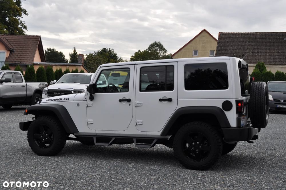 Jeep Wrangler 3.6 Unlim Black Edition II - 10