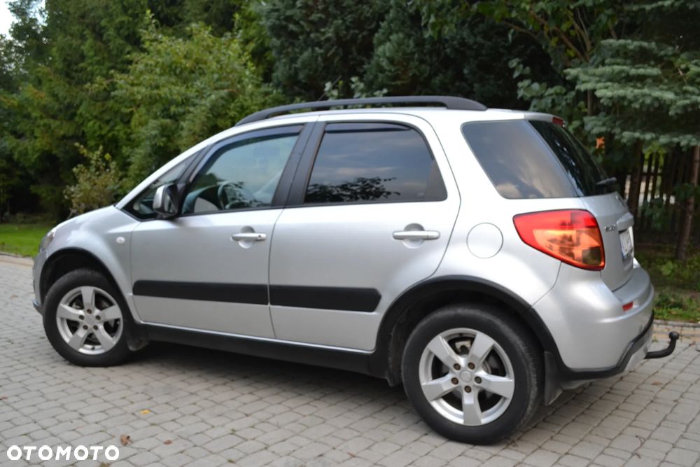 Suzuki SX4 1.6 Premium 4WD - 5