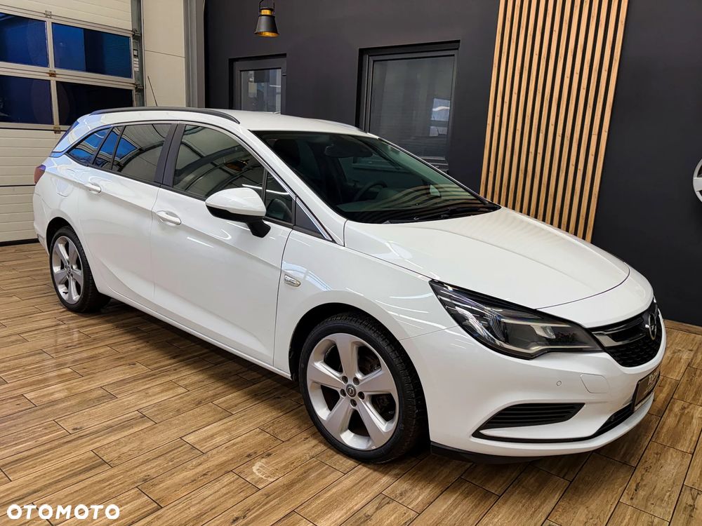 Opel Astra 1.4 T Sport S&S - 6