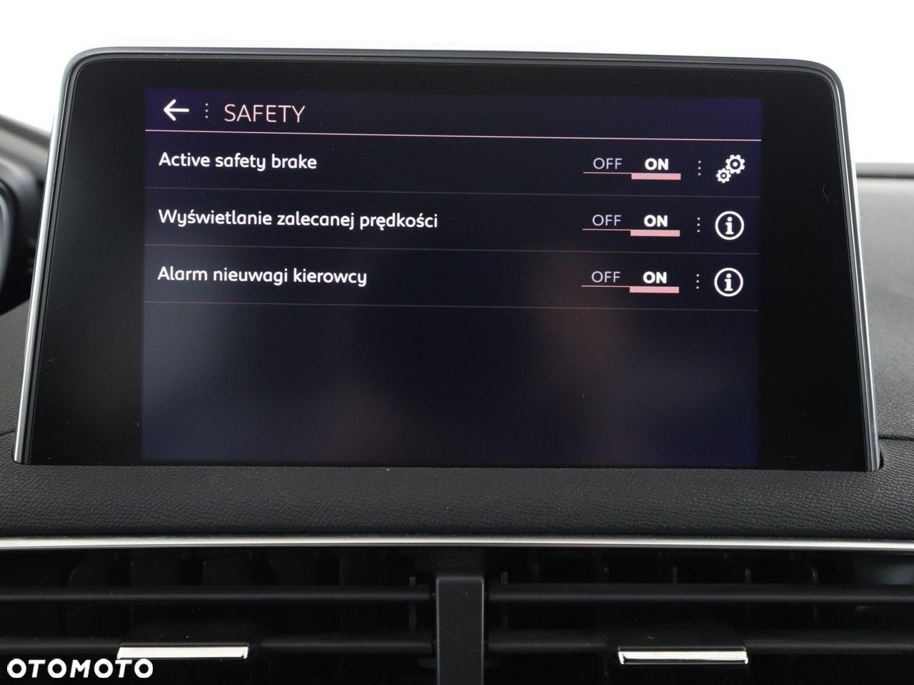 Peugeot 3008 2.0 BlueHDi GT S&S EAT6 - 26