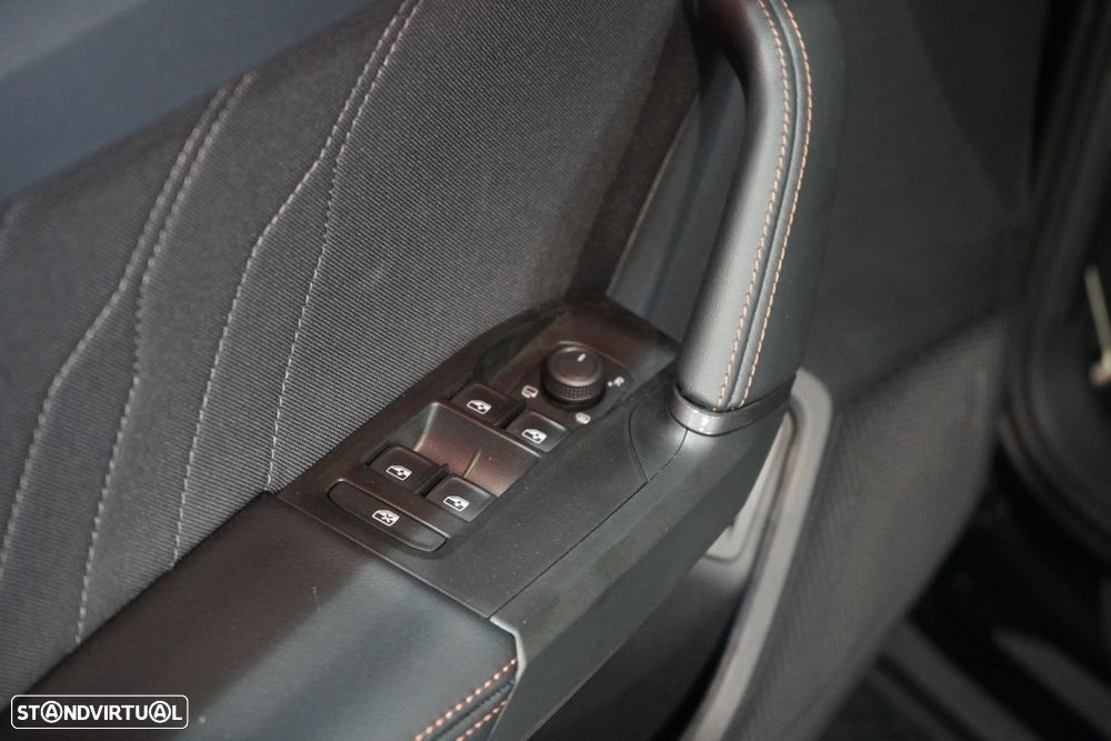 Cupra Formentor 1.5 e-Hybrid DSG - 50