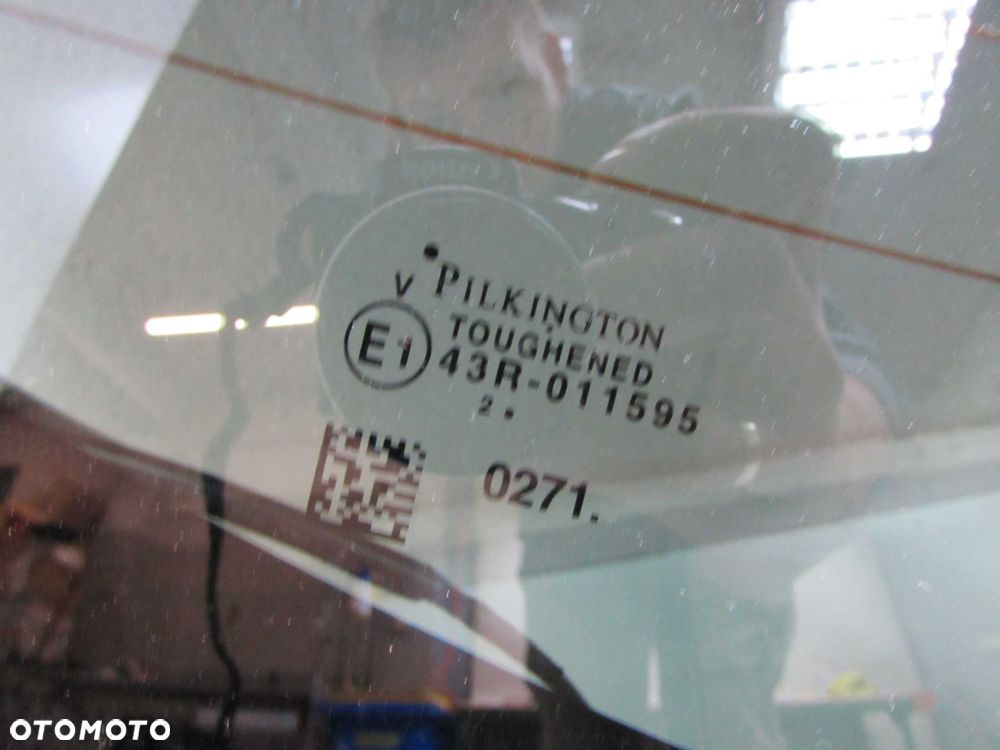 TOYOTA COROLLA E21 XII KOMBI 19-23 KLAPA BAGAZNIKA TYL 6X1 SZYBA - 7