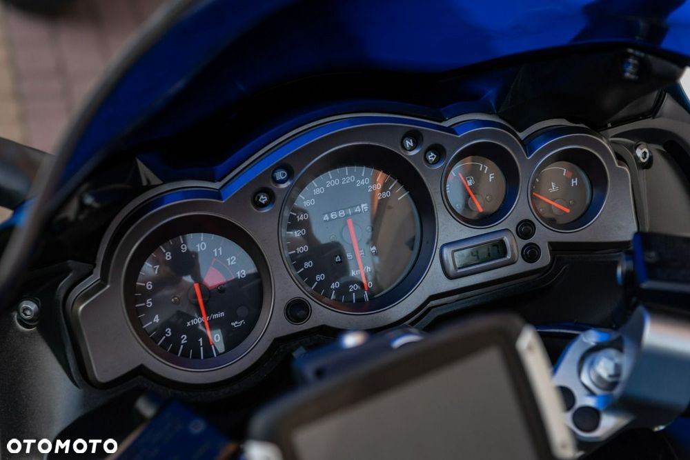 Kawasaki ZZR - 7