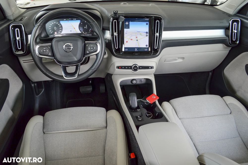 Volvo XC 40 D4 AWD Inscription - 25