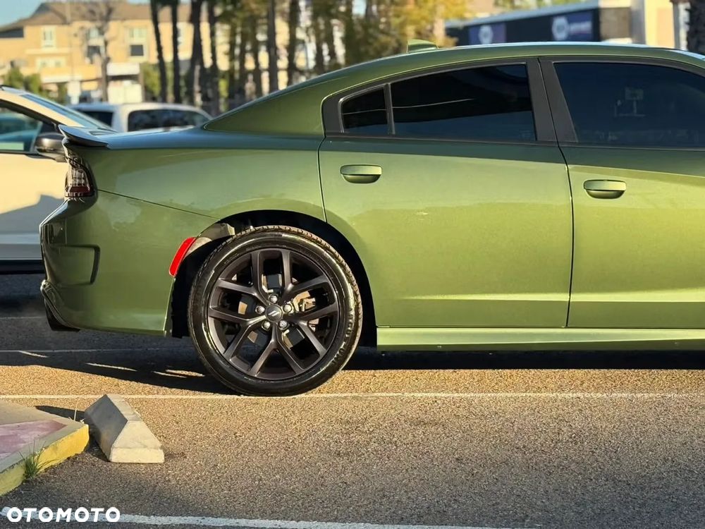Dodge Charger - 7