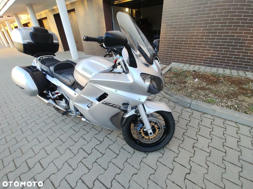 Yamaha FJR - 4