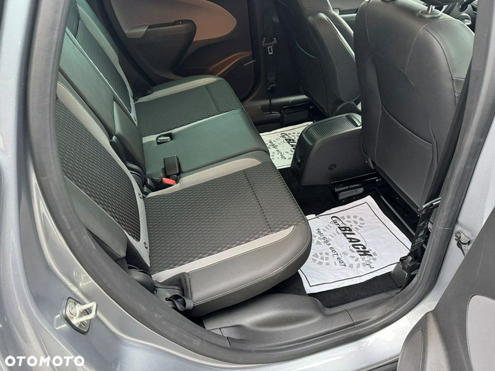 Opel Crossland X - 22
