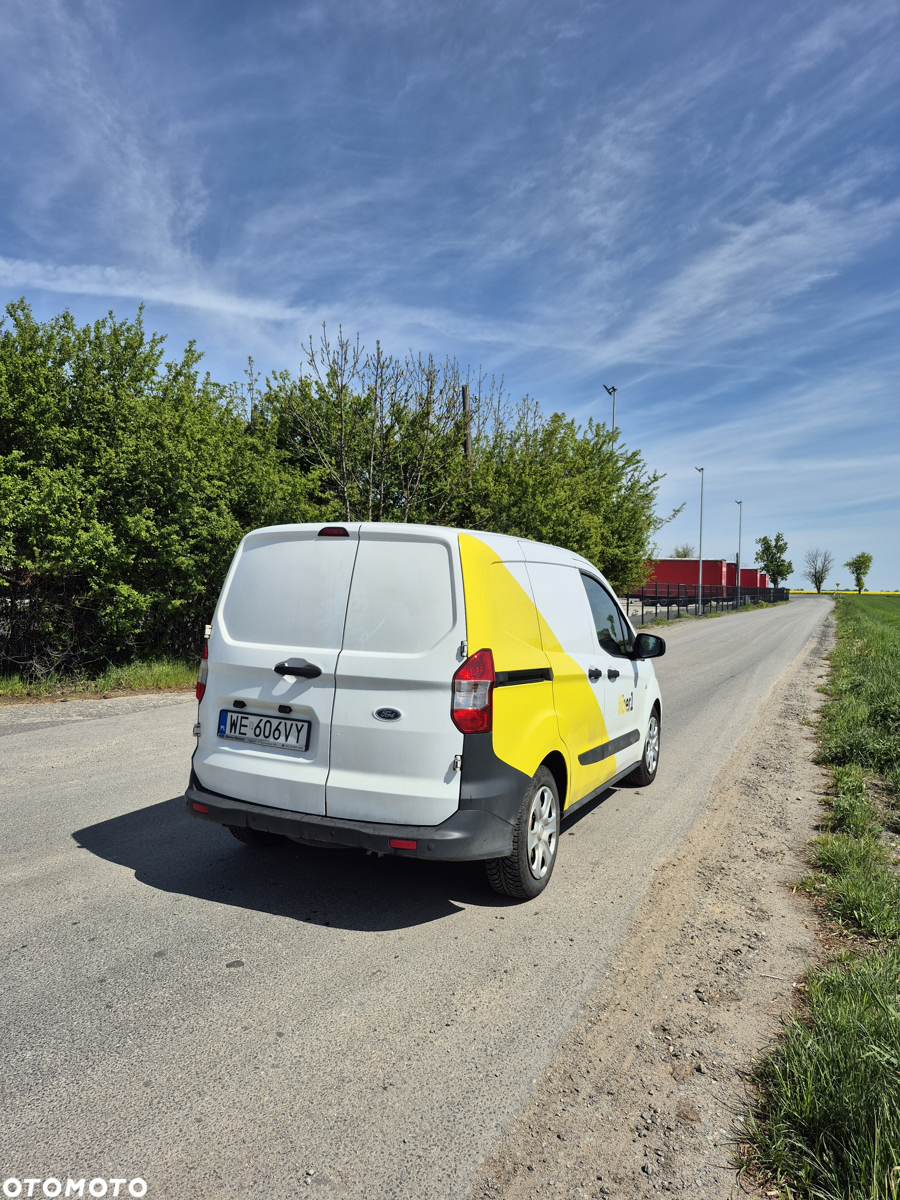 Ford Transit Courier 1.0 EcoBoost Ambiente - 3