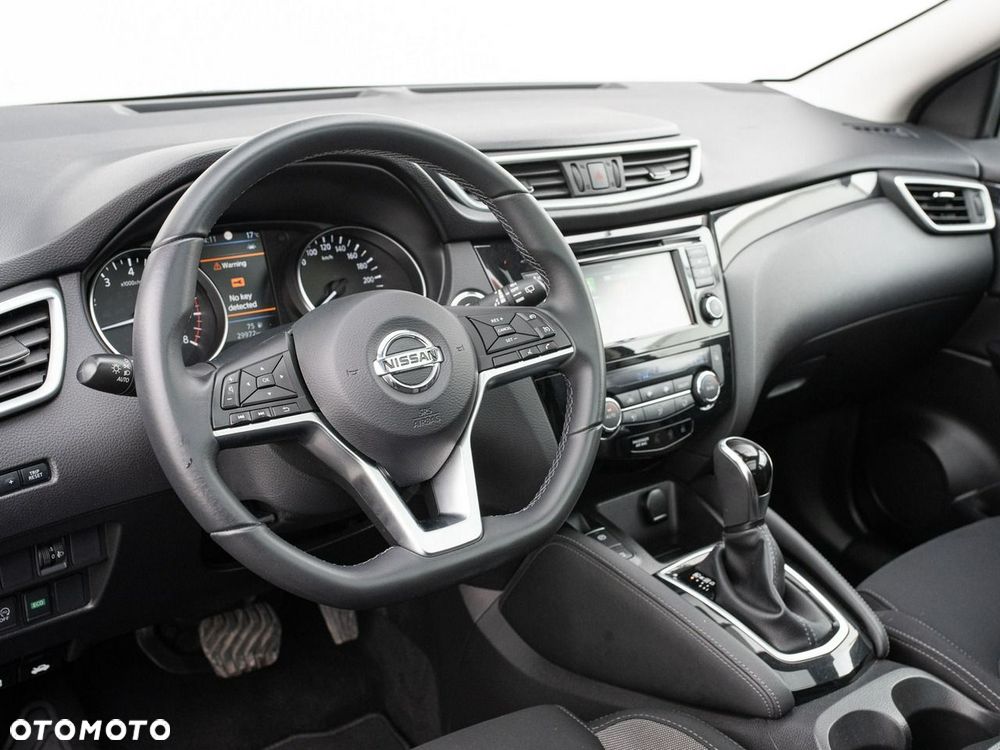 Nissan Qashqai 1.3 DIG-T N-Connecta DCT - 7