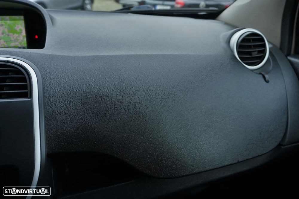 Renault Kangoo MAXI 1.5 DCI 3L IVA DEDUTIVEL - 31