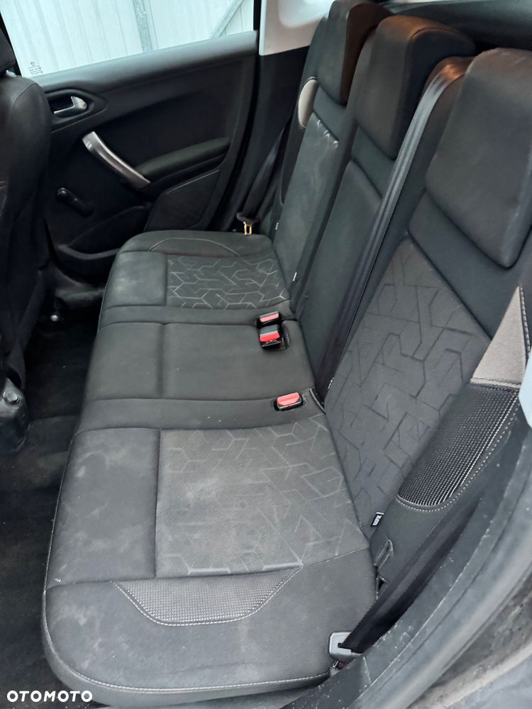 Peugeot 2008 82 VTI Acess - 14