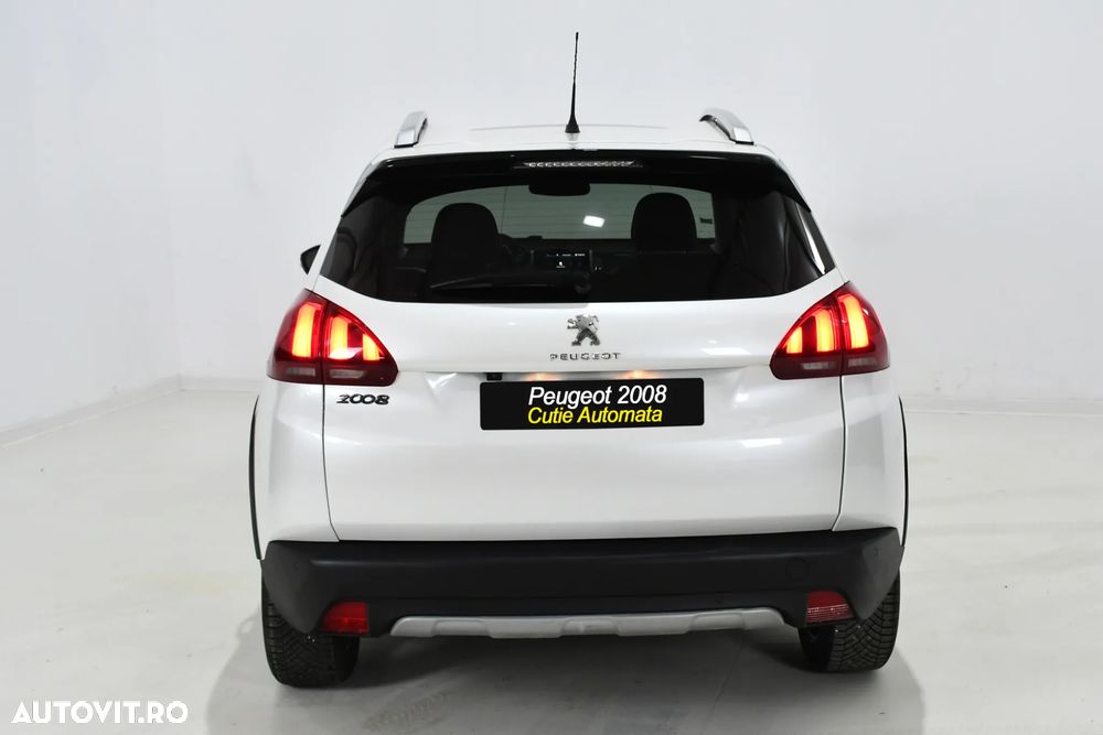 Peugeot 2008 PureTech 110 Stop&Start EAT6 Crossway - 12