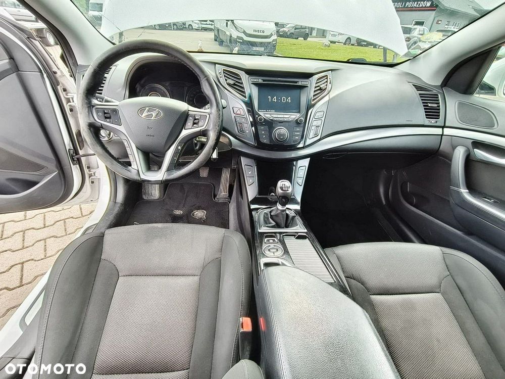 Hyundai i40 - 11