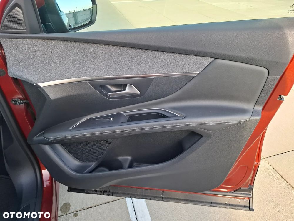 Peugeot 3008 1.5 BlueHDi Allure S&S - 29