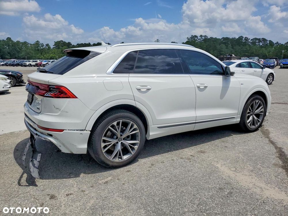 Audi Q8 - 4