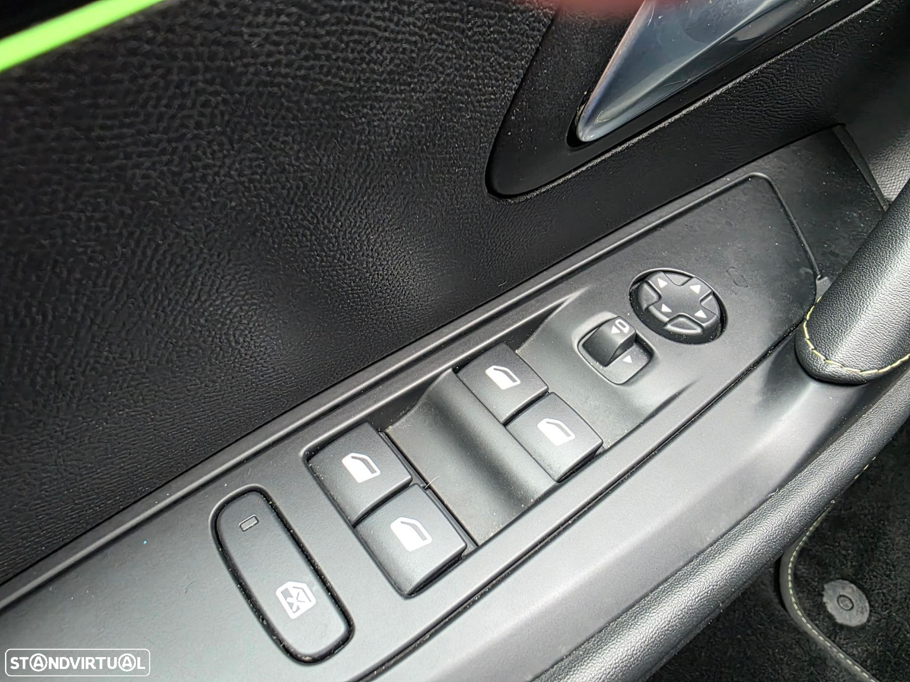 Peugeot e-208 50 kWh GT - 20