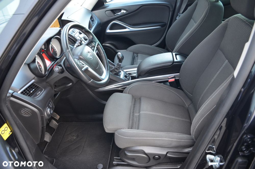 Opel Zafira Tourer 1.4 Turbo Style - 17