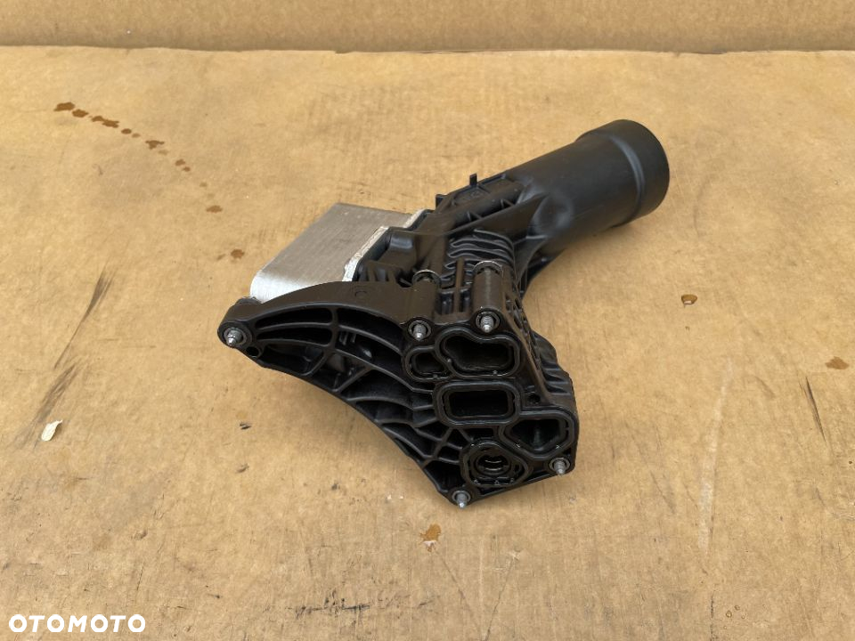 OBUDOWA FILTRA OLEJU CHŁODNICA OLEJU BMW X3 G01 X4 G02 3 G20 5 G30G31 B47 8580415 18d 20d - 4