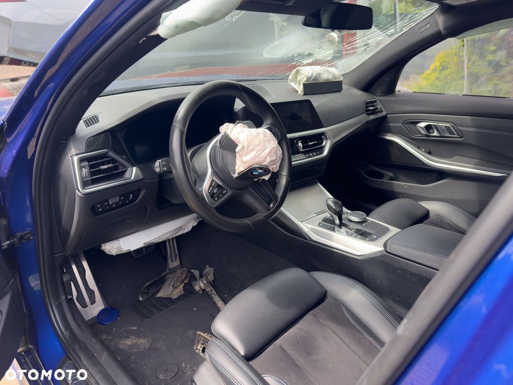 BMW Seria 3 320i Edition M Sport Shadow - 9