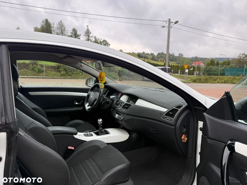 Renault Laguna 2.0 dCi Limited - 9