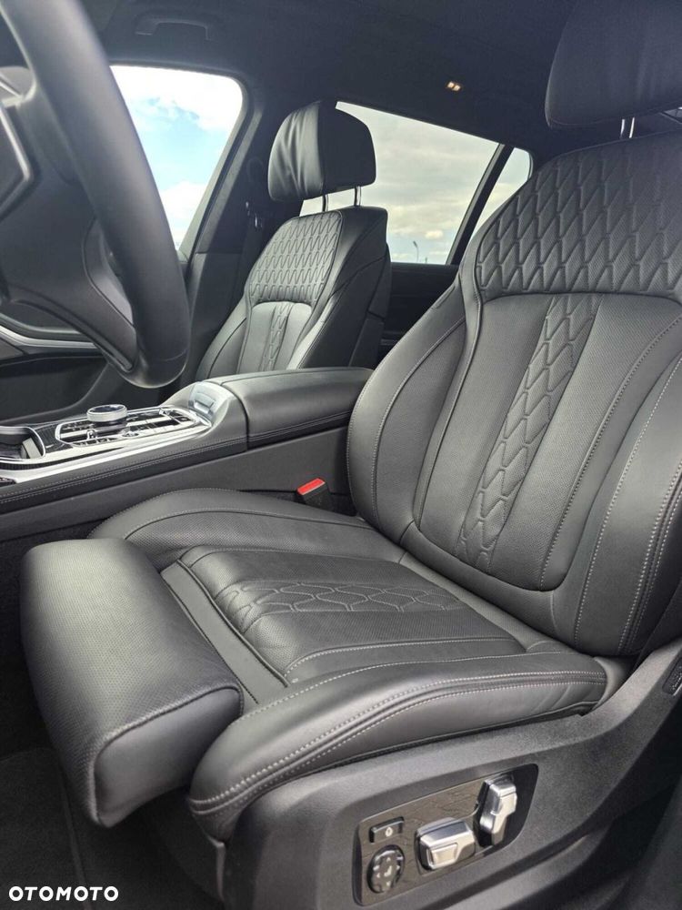 BMW X7 xDrive40i mHEV M Sport sport - 12