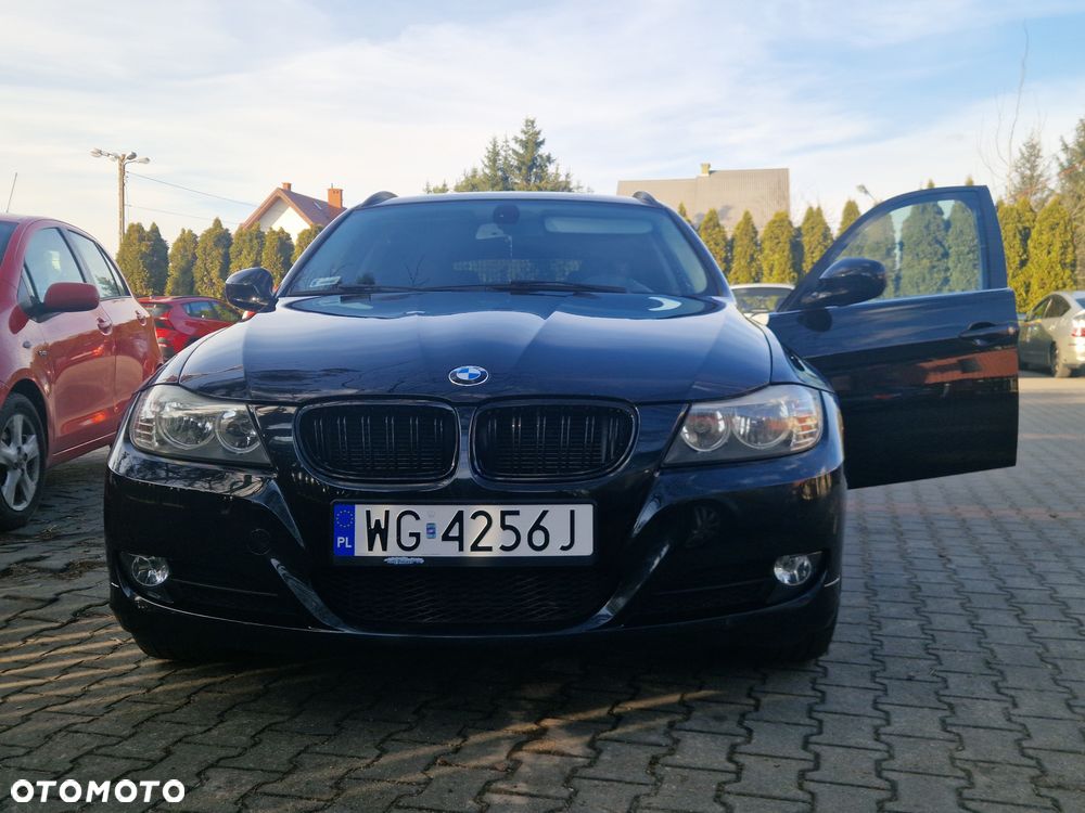 BMW Seria 3 318d - 4