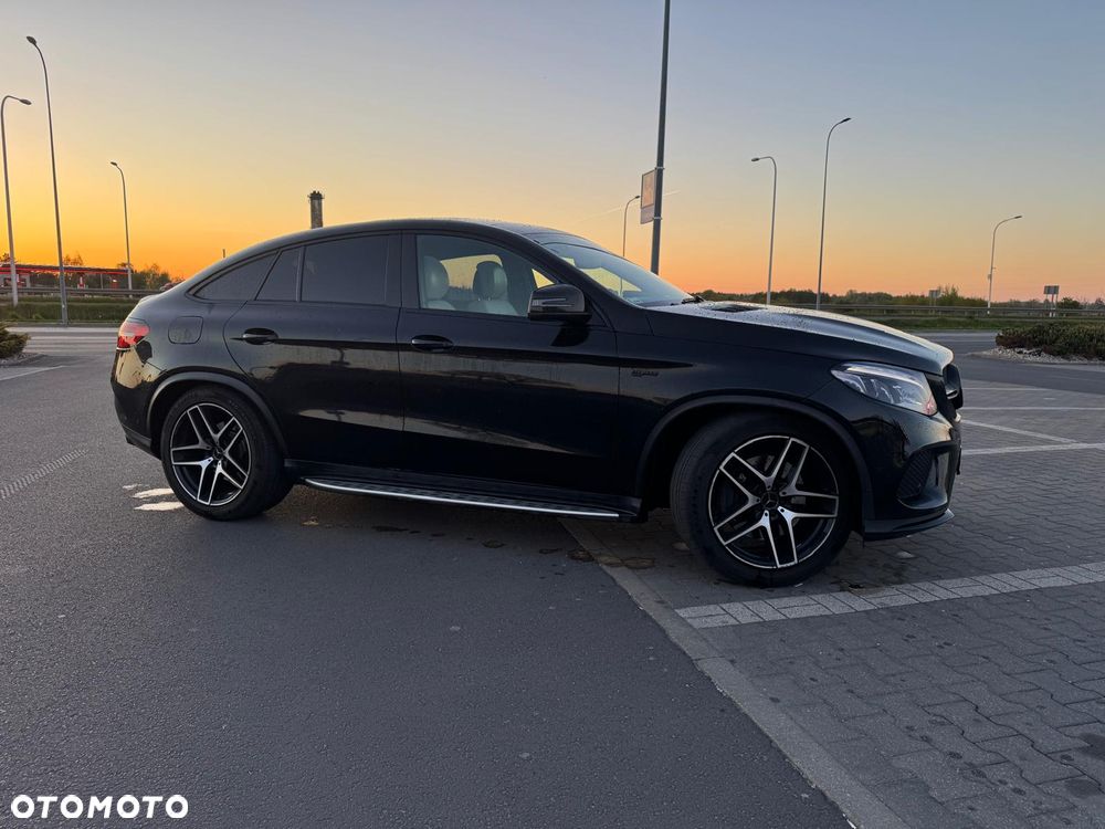 Mercedes-Benz GLE AMG 43 4-Matic - 8