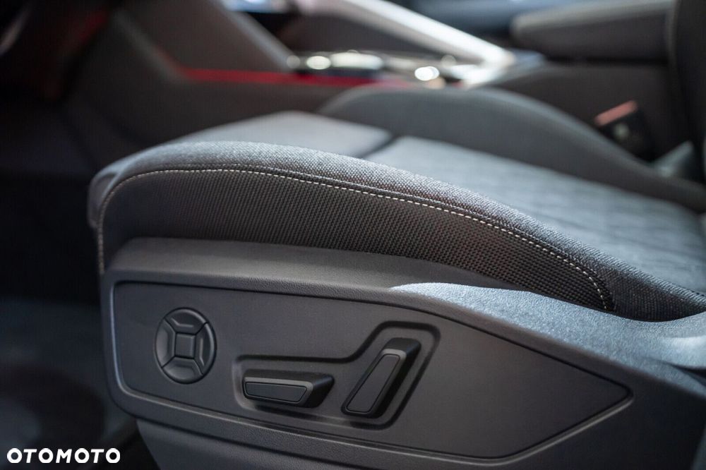 Audi Q5 Sportback - 11