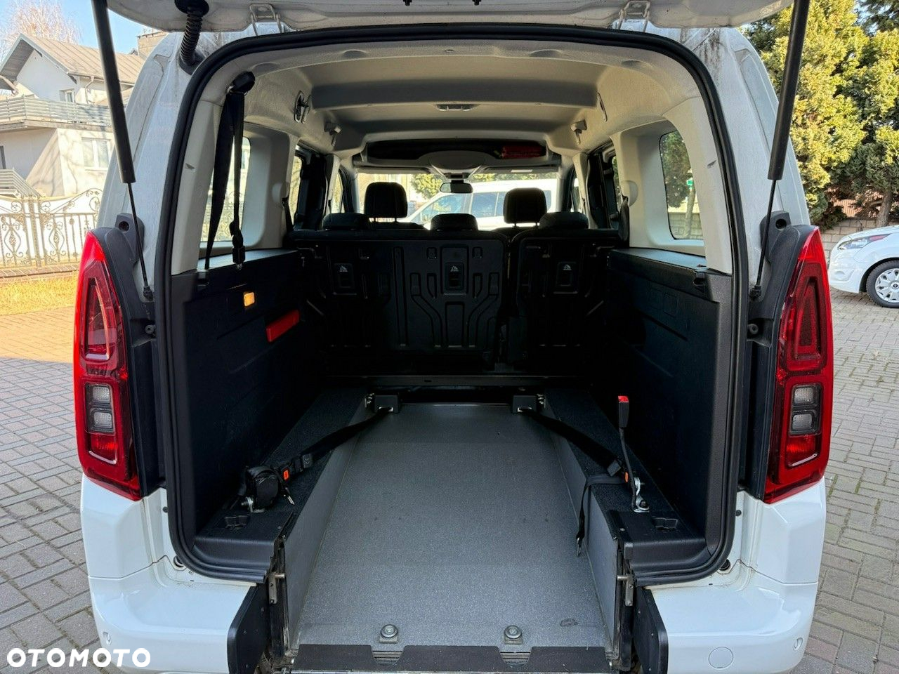 Opel Combo - 11