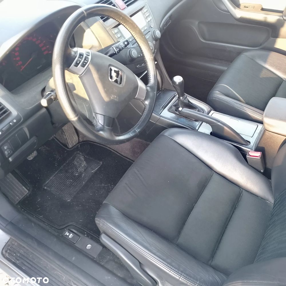 Honda Accord 2.0 i Sport - 16