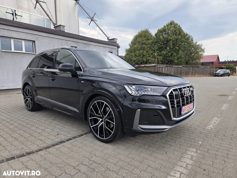 Audi Q7 - 1