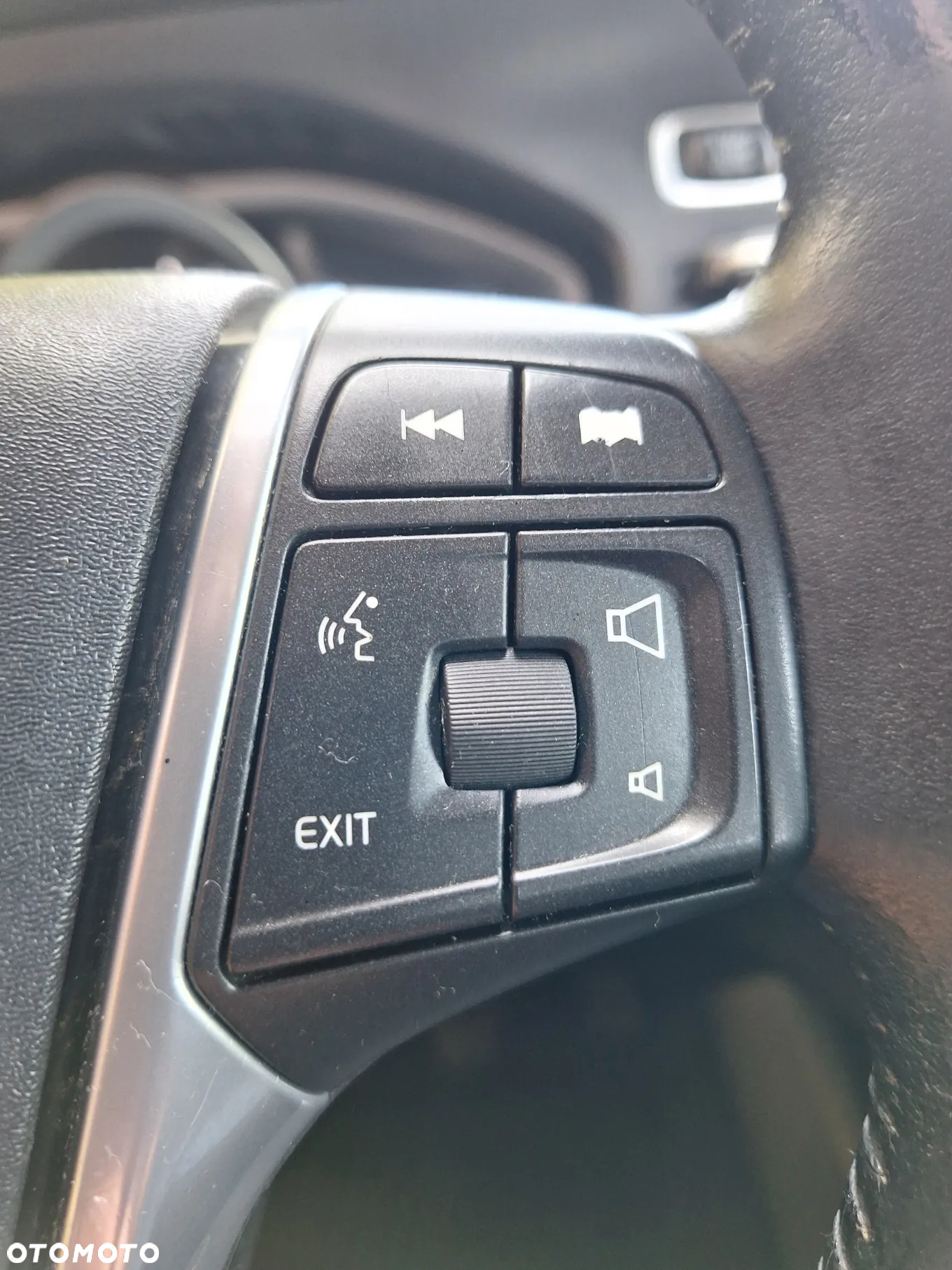 Volvo V40 D2 Summum - 33