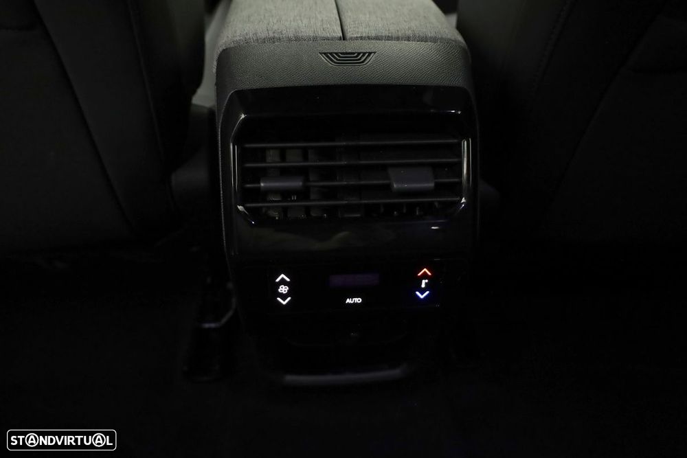 Peugeot 5008 1.2 Hybrid Allure e-DCS6 - 22