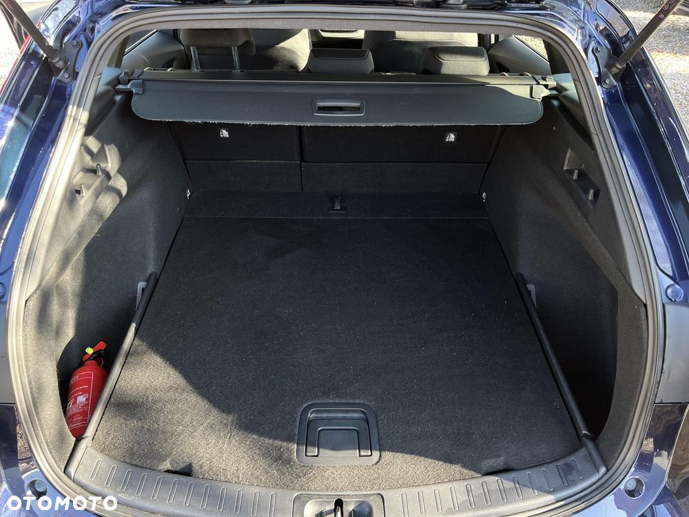 Toyota Corolla 1.8 Hybrid Active - 23