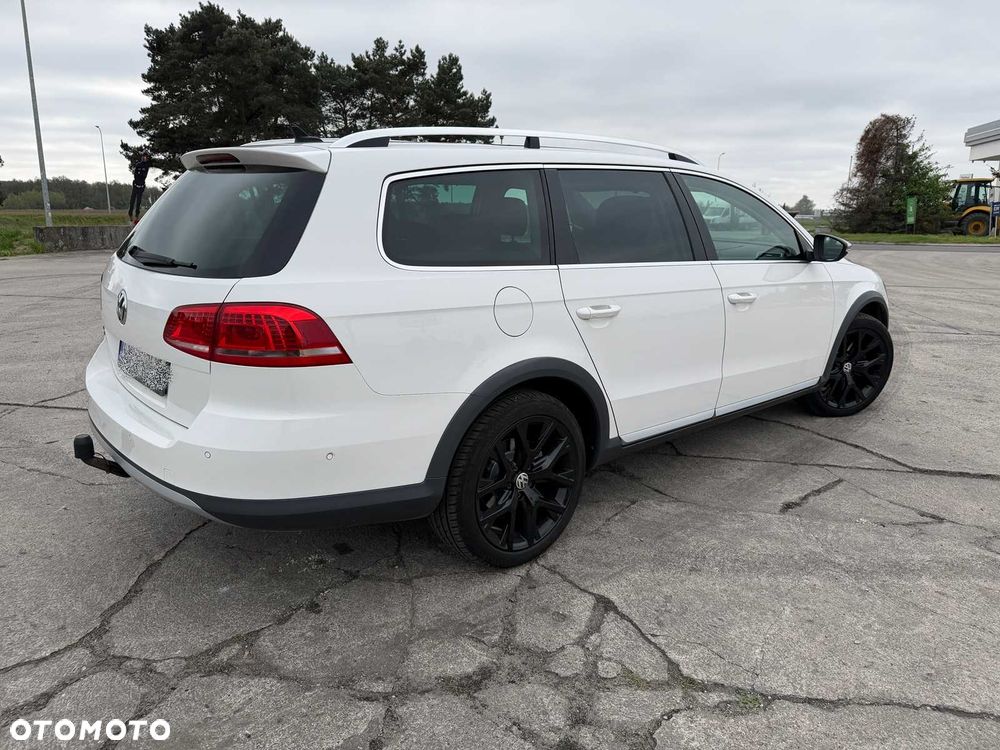 Volkswagen Passat Alltrack - 4