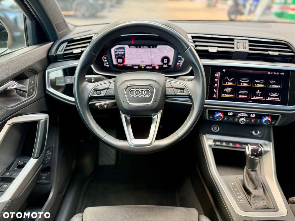 Audi Q3 - 17