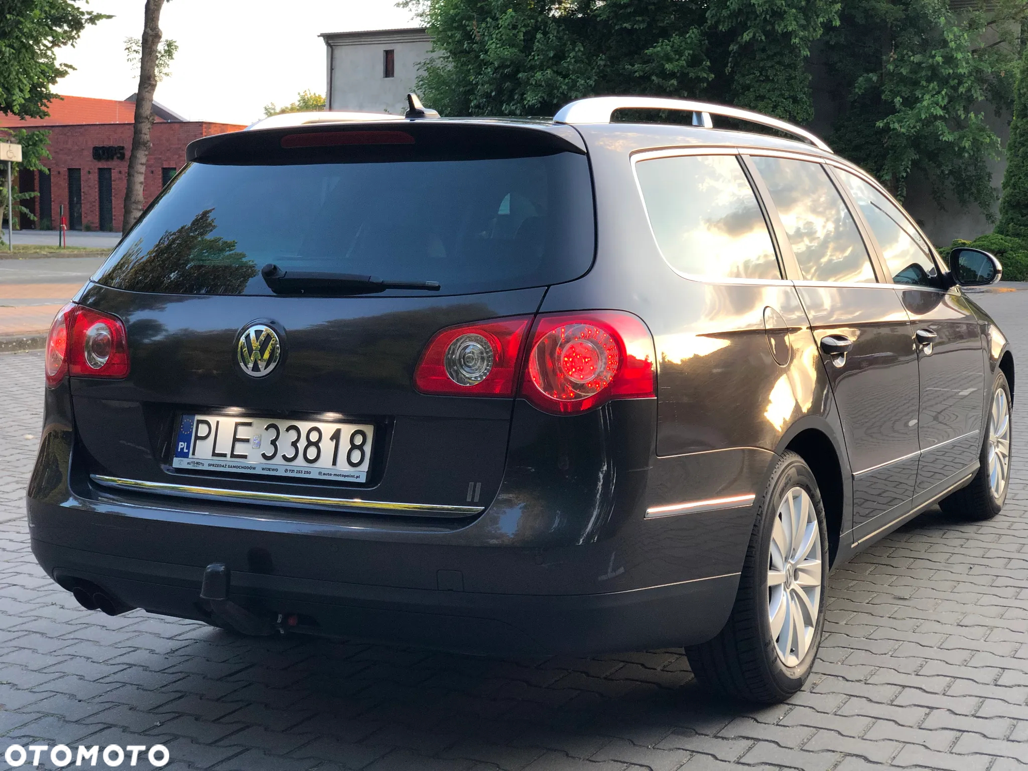 Volkswagen Passat Variant 2.0 TDI DPF DSG Highline - 3