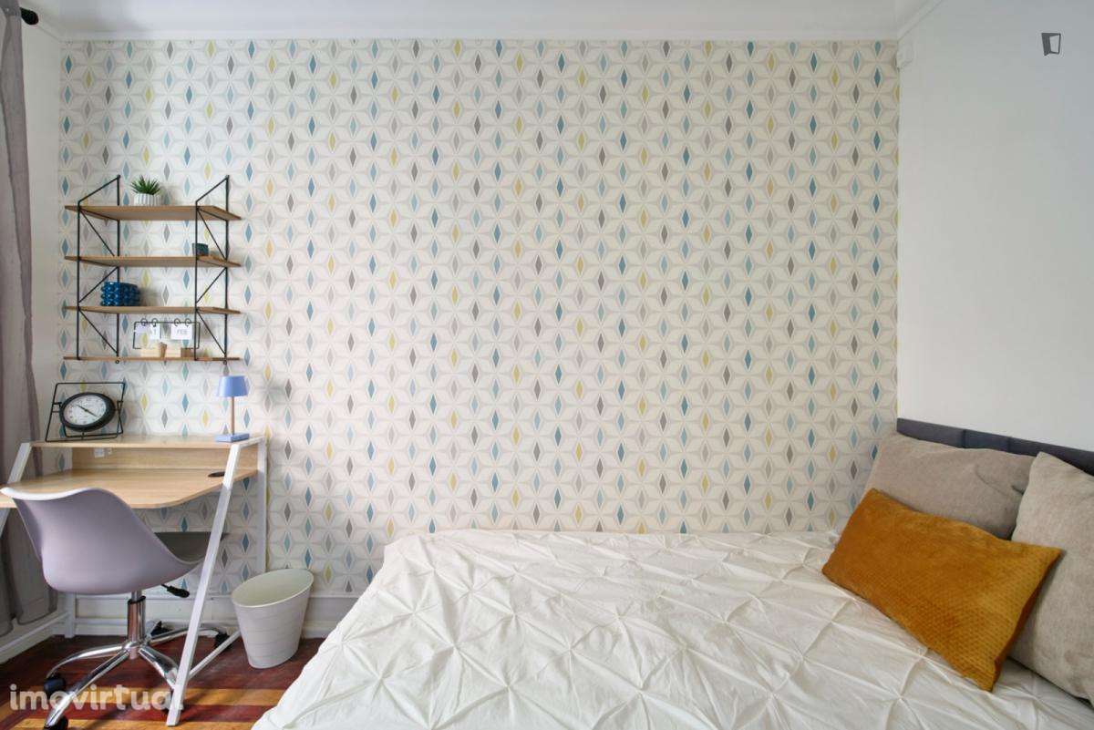 Quarto - localizado em Alameda Lisbon - Grande imagem: 4/31