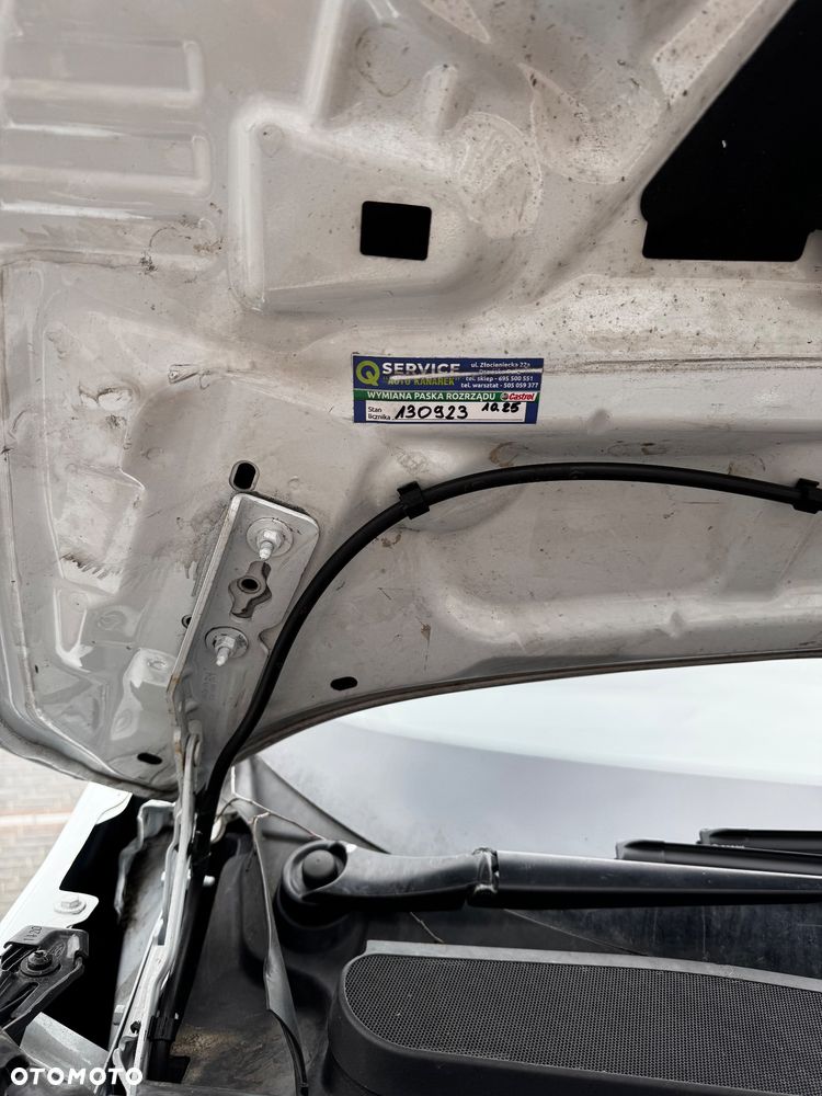 Ford Transit Connect - 12